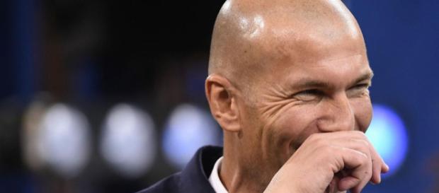 Mercato : L'avenir de Zidane encore incertain ? Mercato : L'avenir de Zidane encore incertain ?