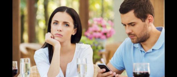 Cosas que los hombres hacen cuando están aburridos en una cita ... - peru.com Cosas que los hombres hacen cuando están aburridos en una cita ... - peru.com