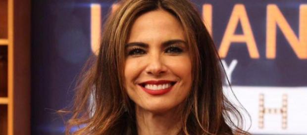 Luciana Gimenez agora está de namorado novo Luciana Gimenez agora está de namorado novo
