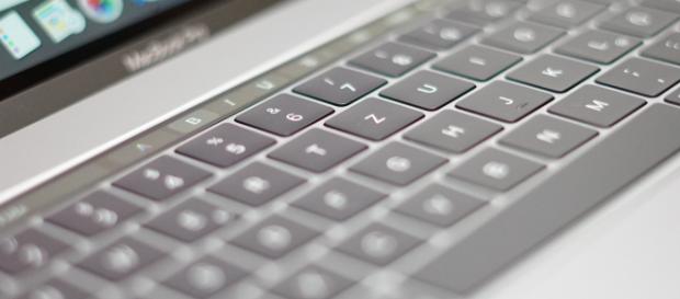 Problemele tastaturilor dezvoltate pentru Apple MacBook stârnesc procese Problemele tastaturilor dezvoltate pentru Apple MacBook stârnesc procese