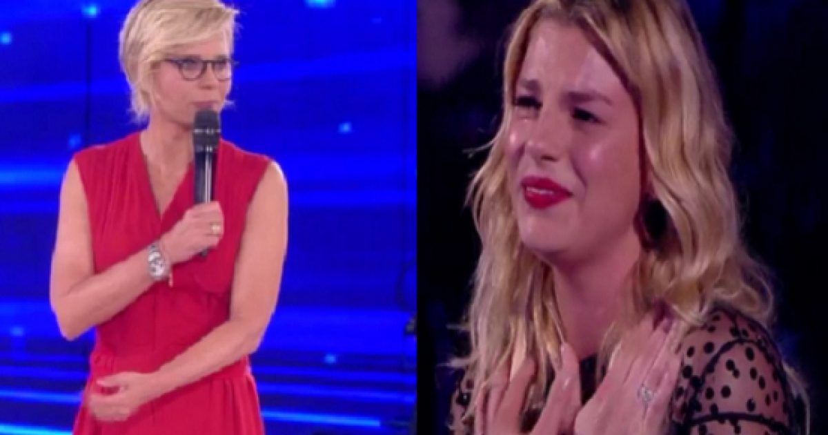 Gossip Maria De Filippi mette in imbarazzo Emma Marrone ecco perché