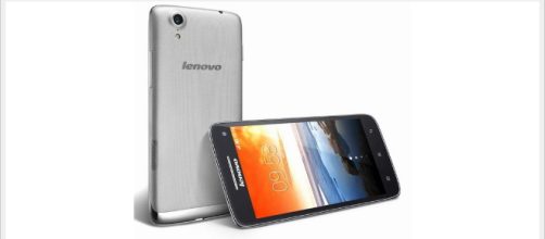 Lenovo: il nuovo smartphone presenta importanti novità