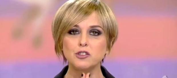 Le Iene,Nadia Toffa è intervenuta telefonicamente nel corso della puntata del 13 maggio Le Iene,Nadia Toffa è intervenuta telefonicamente nel corso della puntata del 13 maggio