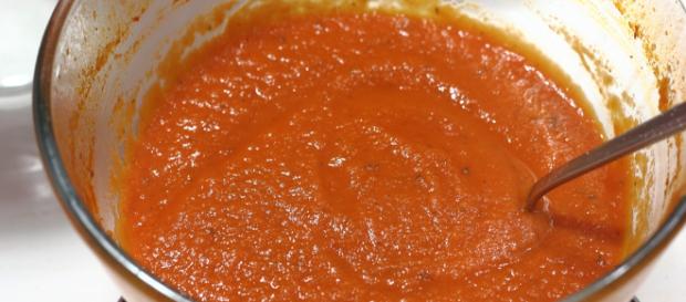 Salsa de tomate rápida y casera, receta para microondas - elespanol.com Salsa de tomate rápida y casera, receta para microondas - elespanol.com