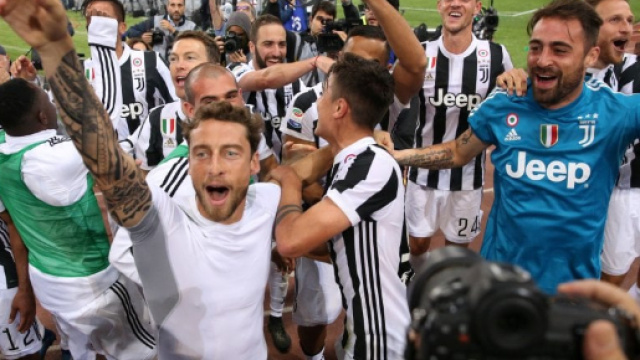 http://www.repubblica.it/sport/2018/05/07/foto/scudetto_juventus_film_del_campionato_allegri_dybala_higuain_buffon-195756346/#1