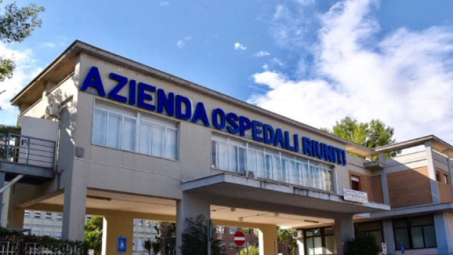 Ospedali Riuniti di Foggia bandisce concorso per 137 Operatori Socio Sanitari.