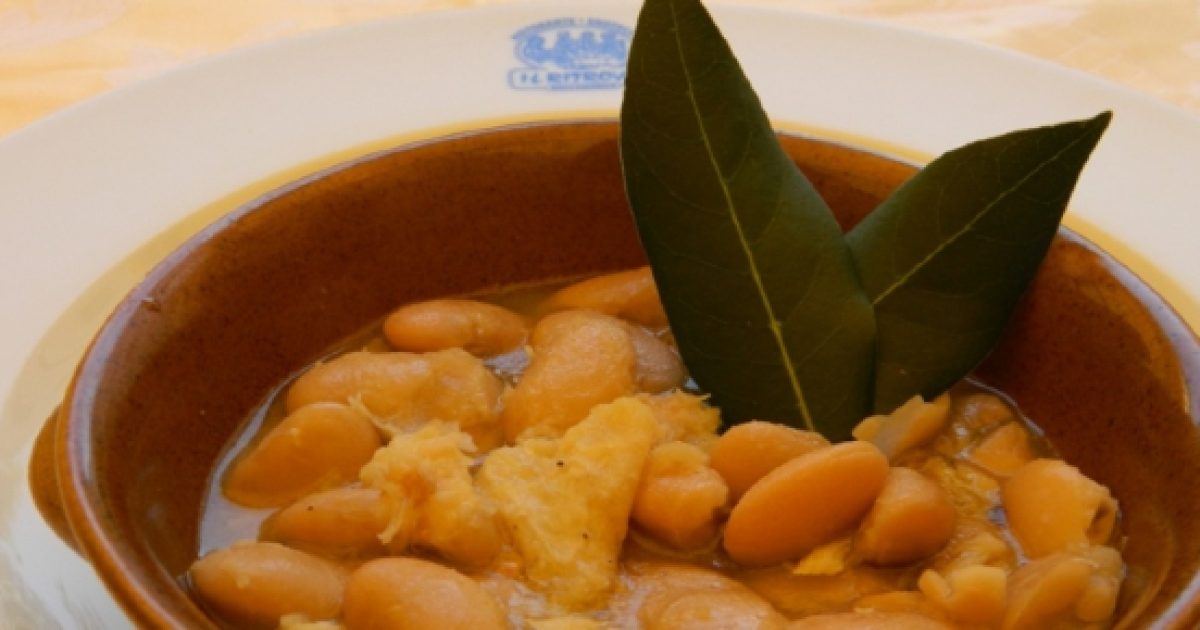 Baccalà in umido con fagioli bianchi