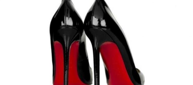 Christian Louboutin : Les semelles rouges, l'origine historique ... - shoko.fr Christian Louboutin : Les semelles rouges, l'origine historique ... - shoko.fr