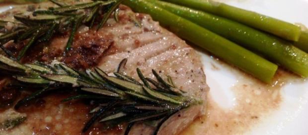 Filetes de Atún al Romero en San Valentín | Mamá - mamapasoapaso.com Filetes de Atún al Romero en San Valentín | Mamá - mamapasoapaso.com