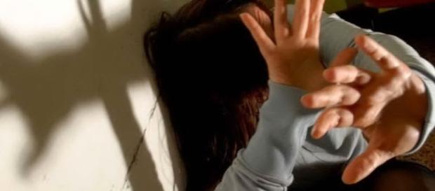 Turista inglese drogata e violentata a Sorrento: cinque arresti Turista inglese drogata e violentata a Sorrento: cinque arresti