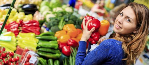 Alimentos que debes poner en tu dieta si tienes piel grasa