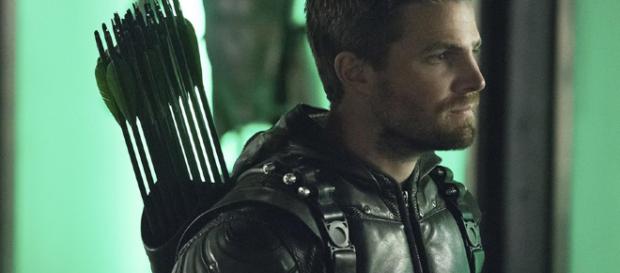 'Arrow' pierde otro actor principal y un gran anuncio en los upfronts 'Arrow' pierde otro actor principal y un gran anuncio en los upfronts