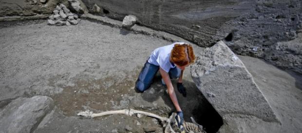 Scavi di Pompei, emerge una nuova vittima Scavi di Pompei, emerge una nuova vittima