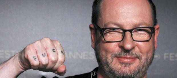Von Trier no escapa a la polémica en su aparición en Cannes 2018. Von Trier no escapa a la polémica en su aparición en Cannes 2018.