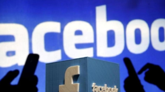 Facebook, sospese 200 applicazioni: social sempre pi&ugrave; nella bufera ecco perch&egrave;