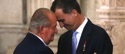 Juan Carlos I consensuó con Aznar su abdicación.