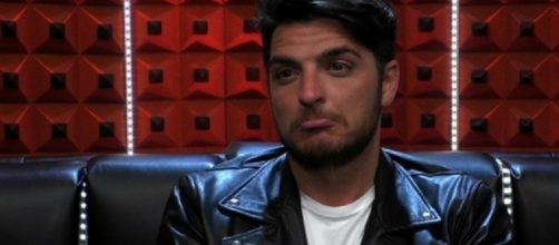 Luigi Favoloso squalifica Grande Fratello 5 puntata