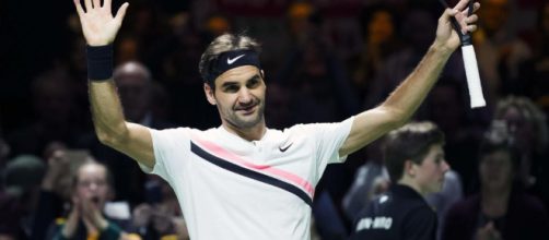Tennis : à 36 ans, Federer devient le plus vieux numéro 1 mondial ... - leparisien.fr