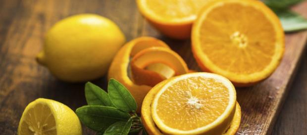 El limón contiene muchos beneficios para la salud y para la belleza El limón contiene muchos beneficios para la salud y para la belleza