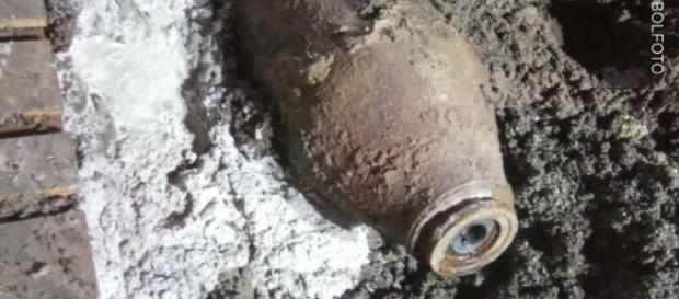 Fliegerbombe am Berliner Hauptbahnhof gefunden: Verkehrschaos ... - bild.de Fliegerbombe am Berliner Hauptbahnhof gefunden: Verkehrschaos ... - bild.de