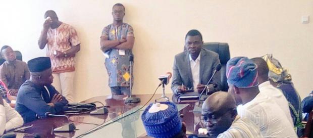 Le ministre Joseph DJOGBENOU à la rencontre avec les membres de l'UJMP Le ministre Joseph DJOGBENOU à la rencontre avec les membres de l'UJMP