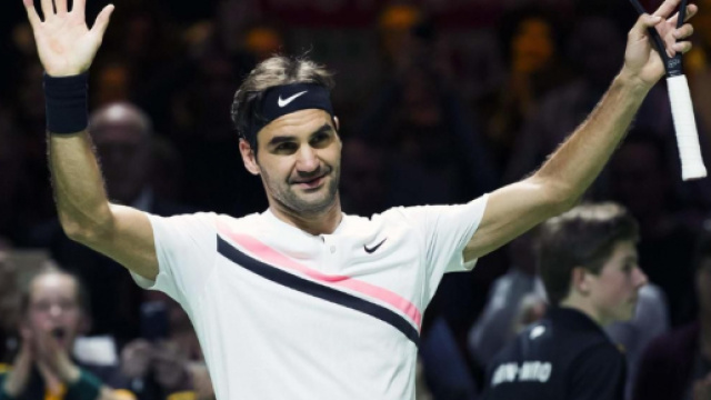 Tennis : à 36 ans, Federer devient le plus vieux numéro 1 mondial ... - leparisien.fr