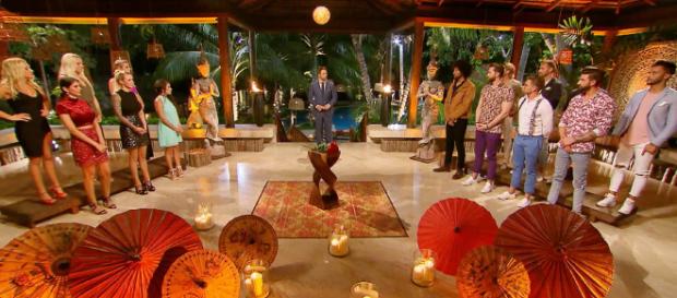 BiP: Oliver Sanne ging in der Nacht der Rosen leer aus und musste die Koffer packen - Foto: MG RTL D BiP: Oliver Sanne ging in der Nacht der Rosen leer aus und musste die Koffer packen - Foto: MG RTL D