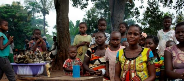 HCR - RCA : Le déplacement atteint un niveau record ; cette crise ... - unhcr.org HCR - RCA : Le déplacement atteint un niveau record ; cette crise ... - unhcr.org