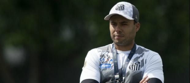 Jair Ventura terá retorno de importante jogador. Jair Ventura terá retorno de importante jogador.