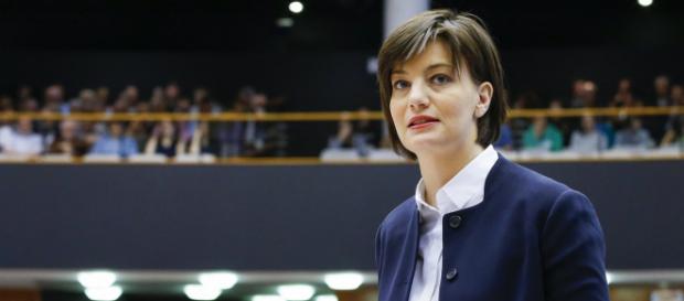 Processo per stalking, la vittima Lara Comi: 'Quell’uomo è il mio incubo' Processo per stalking, la vittima Lara Comi: 'Quell’uomo è il mio incubo'