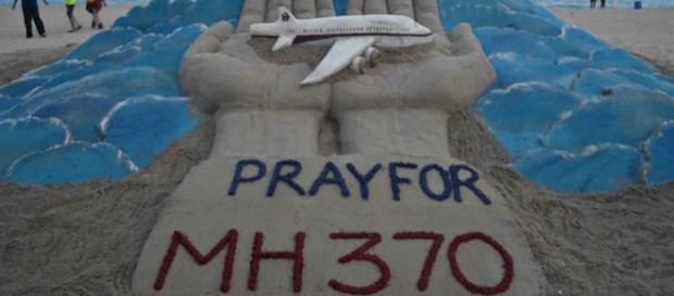 tributo pper il volo della malaysia airlines tributo pper il volo della malaysia airlines