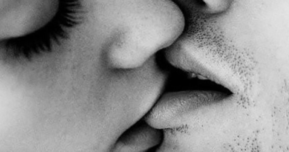 5 cosas que nunca debes hacer en un beso con lengua