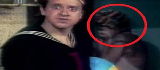 Chaves guarda muitos mistérios. Chaves guarda muitos mistérios.