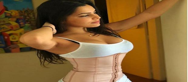 Emilly aposta na parceria com empresas Emilly aposta na parceria com empresas