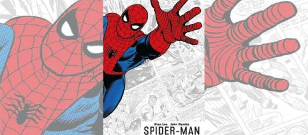 "En Negro Blanco" fue lanzado recientemente por Panini Comics. "En Negro Blanco" fue lanzado recientemente por Panini Comics.