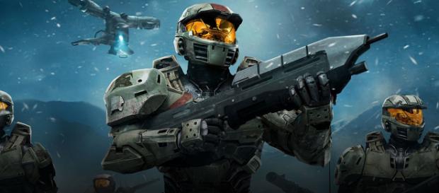 Halo es una franquicia de videojuegos de ciencia ficción creada y desarrollada por Bungie Studios hasta Halo: Reach. Halo es una franquicia de videojuegos de ciencia ficción creada y desarrollada por Bungie Studios hasta Halo: Reach.