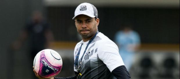 Jair Ventura evitou falar publicamente sobre a atuação dos jovens jogadores Jair Ventura evitou falar publicamente sobre a atuação dos jovens jogadores