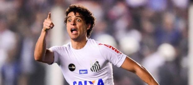 Jogador não gostou de ter sido chamado de mercenário Jogador não gostou de ter sido chamado de mercenário