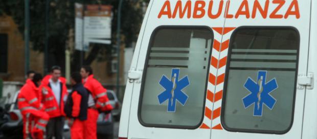 Pisa, dimentica figlia di un anno in auto Pisa, dimentica figlia di un anno in auto