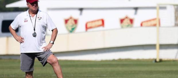 Abel pode modificar o ataque do Fluminense para encarar o Atlético-PR (Foto: Globoesporte) Abel pode modificar o ataque do Fluminense para encarar o Atlético-PR (Foto: Globoesporte)