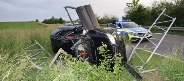 Der PKW überschlug sich bei dem Unfall. Foto: sinsheim.tv/Buchner Der PKW überschlug sich bei dem Unfall. Foto: sinsheim.tv/Buchner