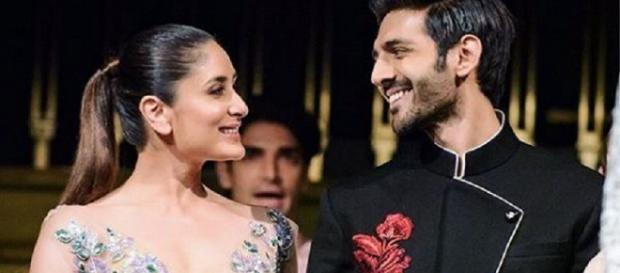 Kartik Aaryan and Kareen Kapoor were teamed up for ramp walk in Singapore (Image credit: Bollywood news/ Twitter) Kartik Aaryan and Kareen Kapoor were teamed up for ramp walk in Singapore (Image credit: Bollywood news/ Twitter)