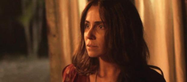 Luzia é ameaçada de morte e foge durante uma rebelião sangrenta em ''Segundo Sol'' Luzia é ameaçada de morte e foge durante uma rebelião sangrenta em ''Segundo Sol''