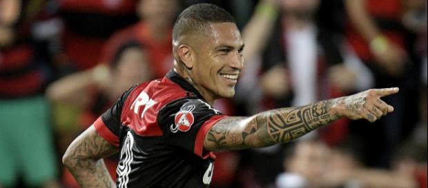 O peruano é muito requisitado pela torcida O peruano é muito requisitado pela torcida
