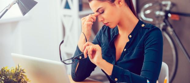 El uso de dispositivos electrónicos puede afectar la vista El uso de dispositivos electrónicos puede afectar la vista