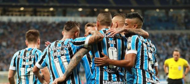 Grêmio vence por 5 a 0 e recebe muitos elogios Grêmio vence por 5 a 0 e recebe muitos elogios