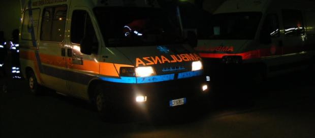 Incidente stradale per un giovane uomo Incidente stradale per un giovane uomo