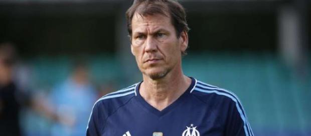 Mercato : l'OM entre deux options pour une pépite ! Mercato : l'OM entre deux options pour une pépite !