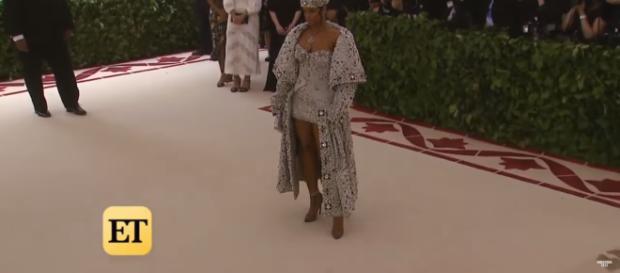 Rihanna - Image Credit - Entertainment Tonight | YouTube. Rihanna - Image Credit - Entertainment Tonight | YouTube.