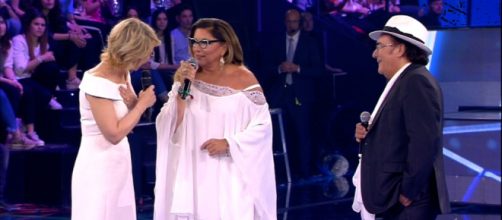 Maria Defilippi risponde a Romina